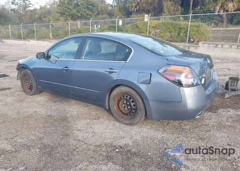 2011 Nissan Altima 2.5 S z USA, uszkodzony, nr VIN 1N4AL2AP0BN463612